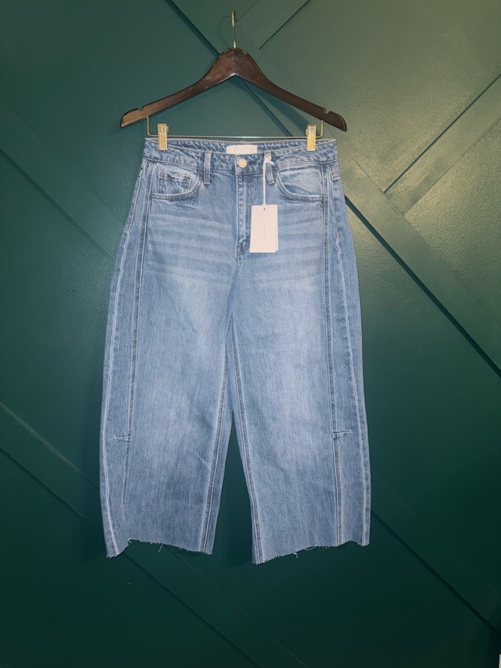 Light Blue Straight-Leg Crop Jeans - Unbranded